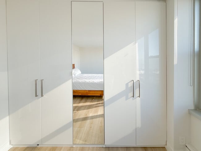 Photo - 336 W Wellington Ave Unidad 1502