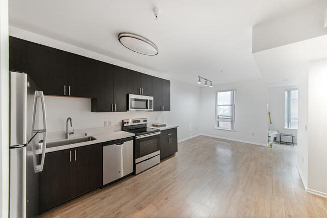 ~2 MONTHS FREE~ Incredible Contemporary St... - ~2 MONTHS FREE~ Incredible Contemporary St... Condo Unit 314