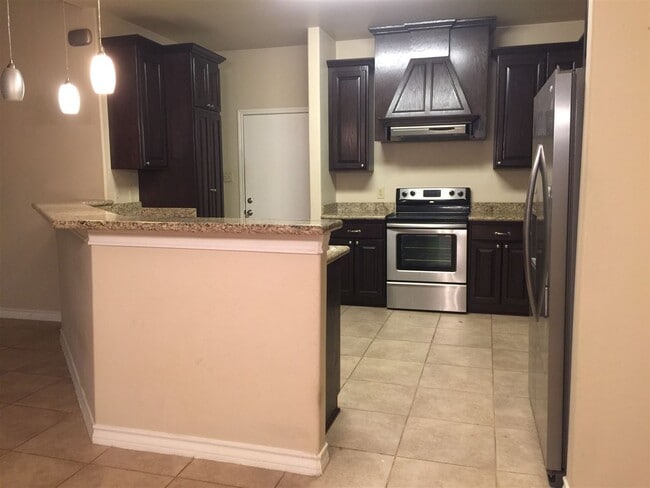 Photo - 608 Waxwing Cedar Drive