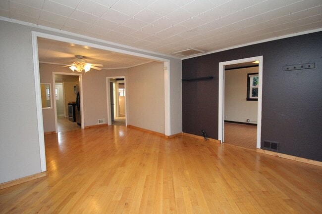 Photo - 5126 SE Monroe St