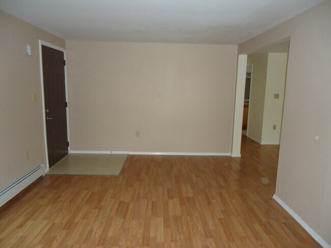 Photo - 24 Chilmark St Apartments Unit Upper Level