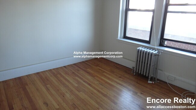 Photo - 349 Pleasant St Unit B1-15