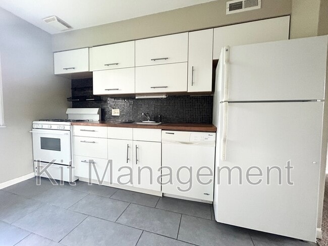 Photo - 2900 Dean Rd Condo Unit A3