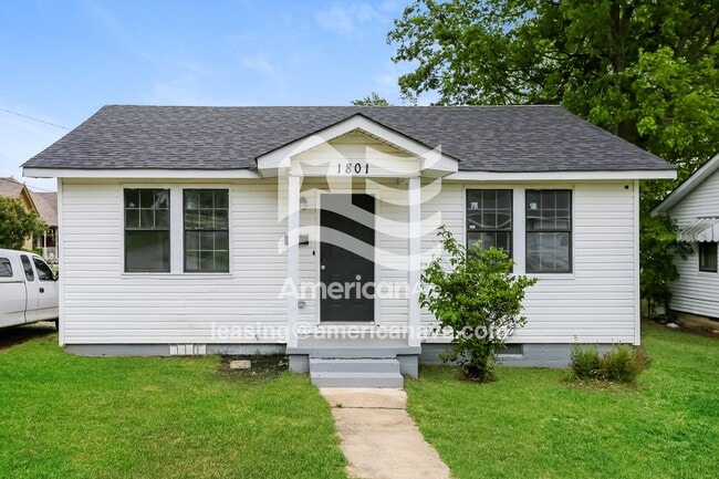 Building Photo - 1801 Vance St