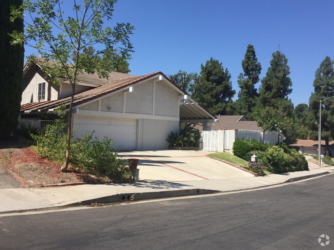 Building Photo - 11573 Viking Ave Rental