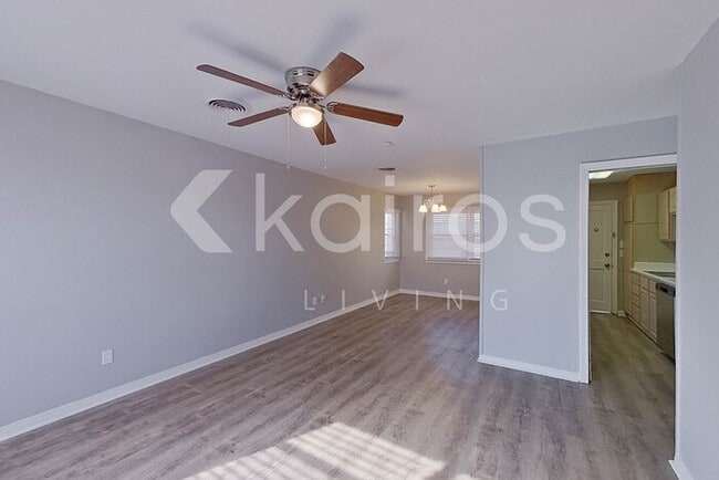 Photo - 4202 Andrews Ave