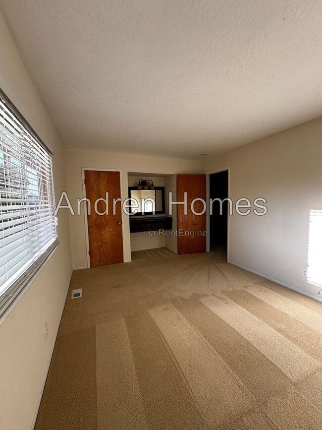 Photo - 1540 42nd Ave Unit Apartment 3