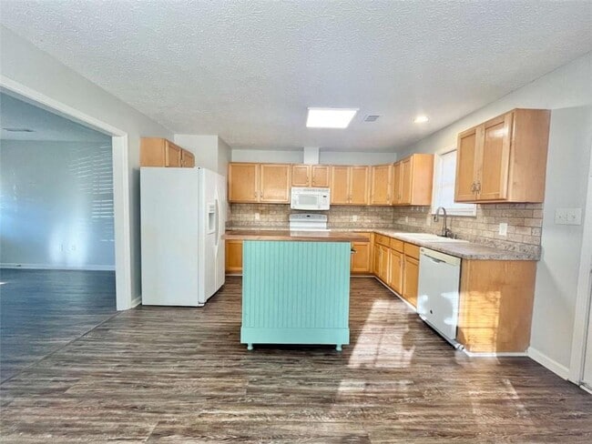 Photo - 233 Hawks Nest Rd