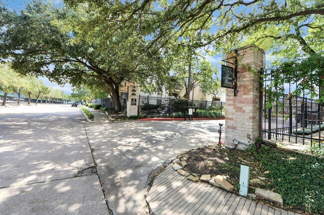 Building Photo - 7950 N Stadium Dr Unit 167