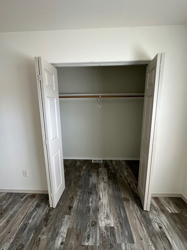 Photo - 3 Bed / 2 Bath / Garage / Downtown Wasilla Townhouse