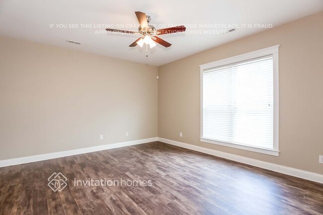 110 E Decatur Ave