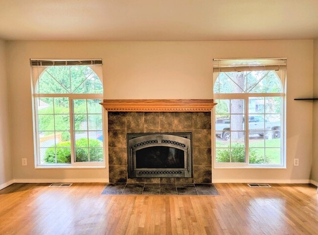 Photo - Welcome to your new home in the heart of Juanita!