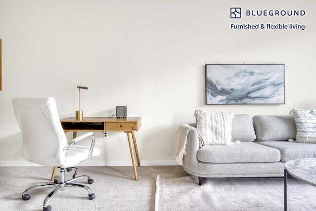 Photo - 550 Moreland Way Unidad FL5-ID954