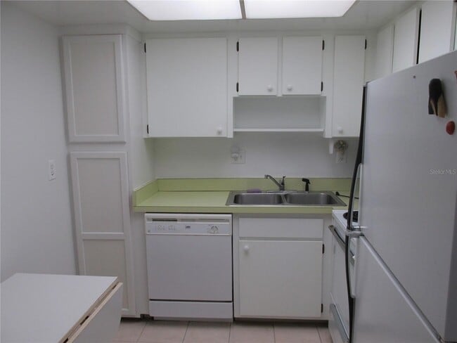 Photo - 612 Bird Bay Dr S Unit 112