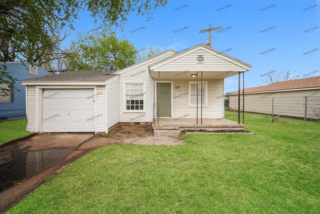 Building Photo - 3608 S Portland Ave