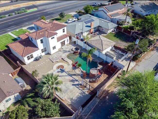 31 Panorama Dr
