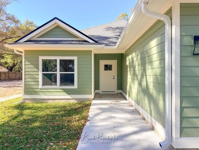 Photo - 8397 Kipling St