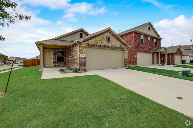 Building Photo - The Retreat at Honey Creek Rental