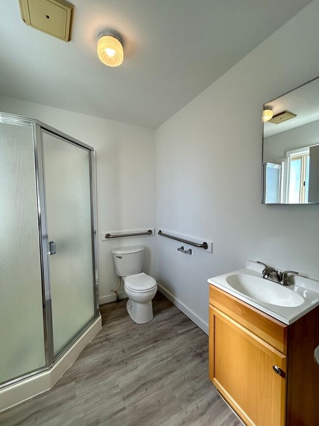 Photo - Can't Miss Home Near KVH