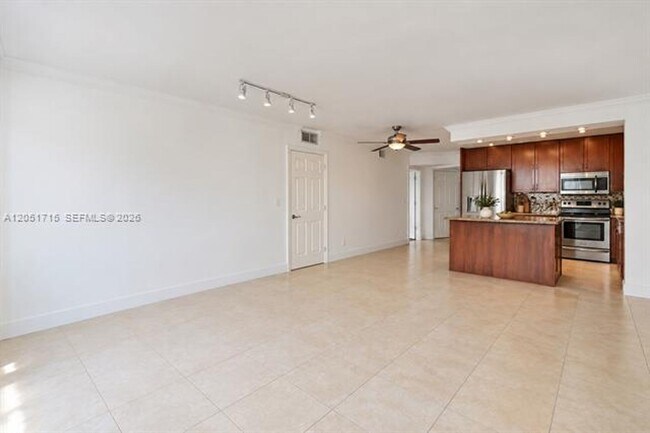 Photo - 1801 S Treasure Dr