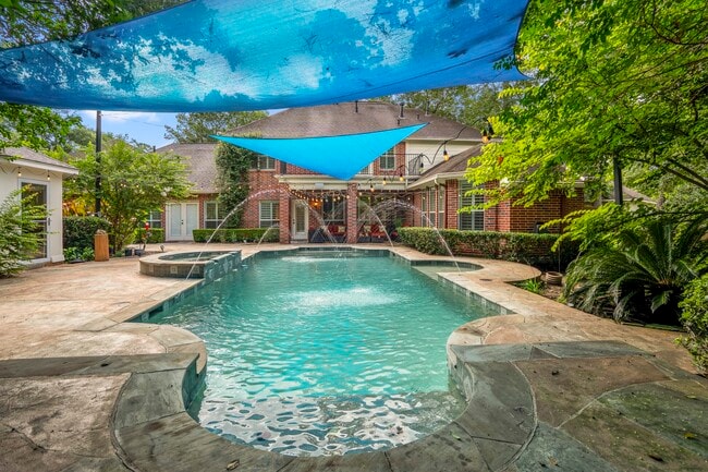 Photo - 51 Clingstone Pl