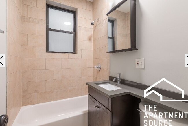 Photo - 4546 N Damen Ave Unidad 1