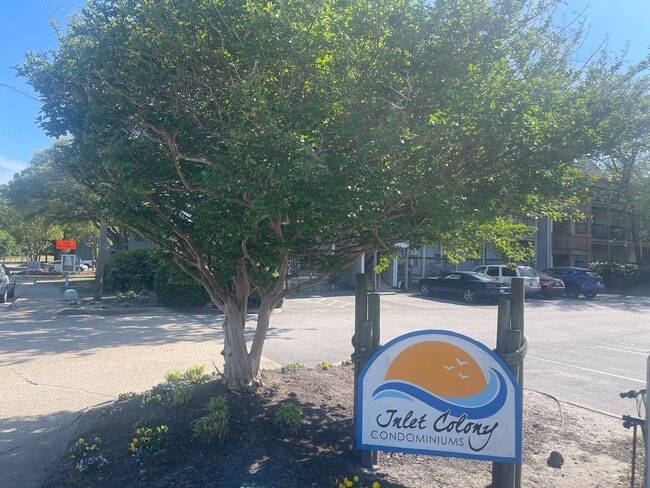 Building Photo - Lynnhaven Shores