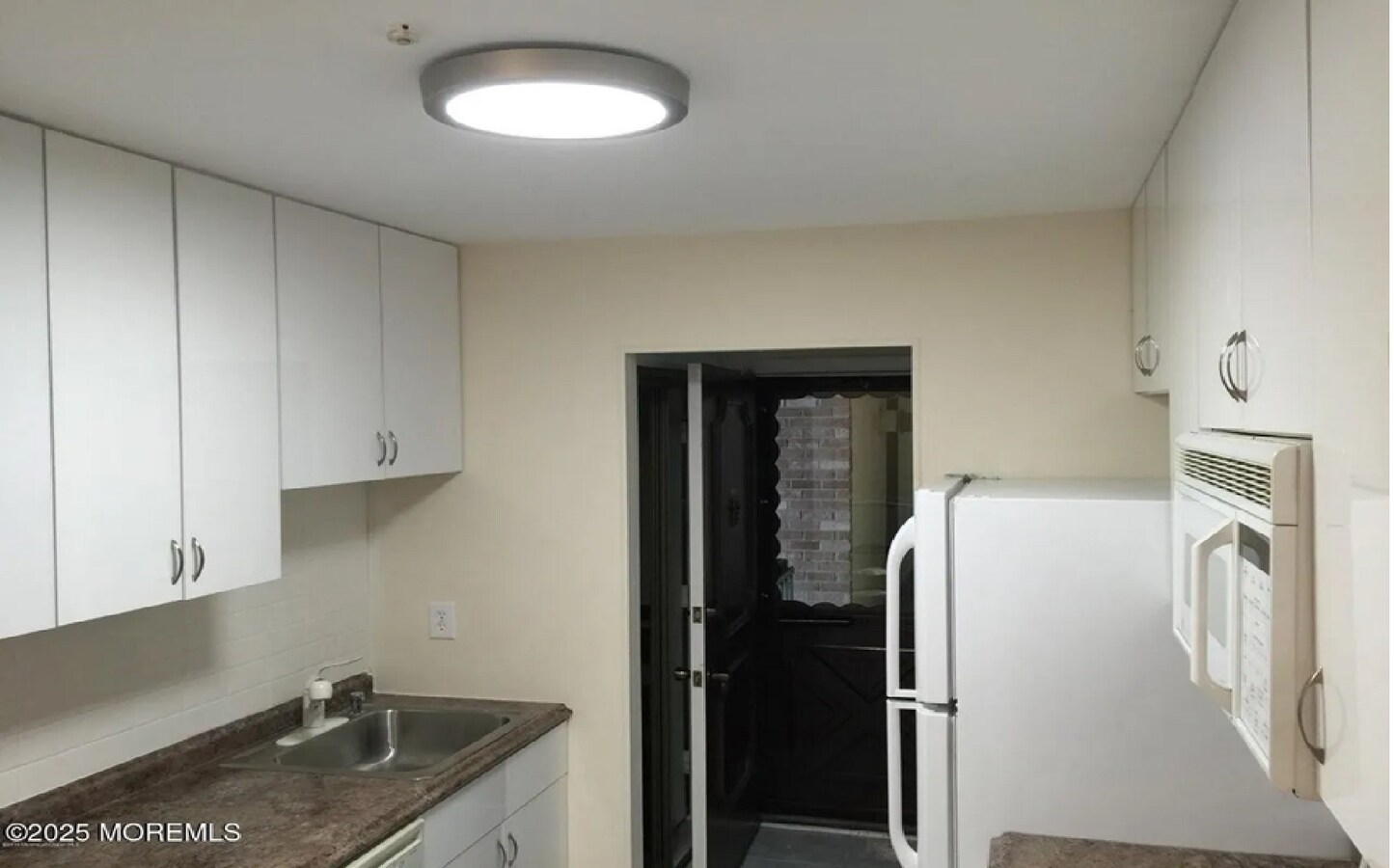 Photo - 84 Amberly Dr Unit J