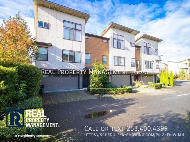 Photo - 303 Chelan Ave NE