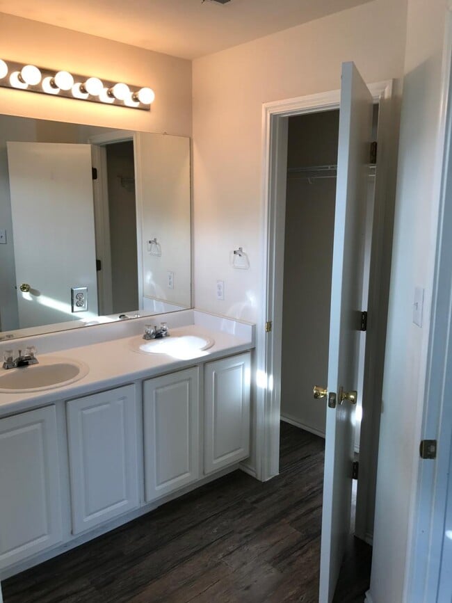 Photo - 112 Rinehardt st
