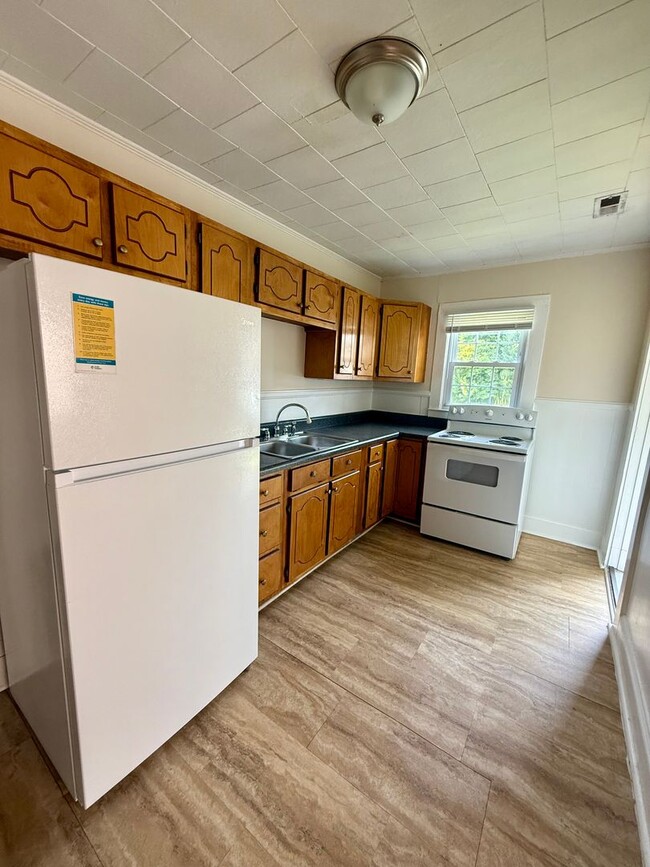 Photo - Three bedroom, 1 bath house in Graham