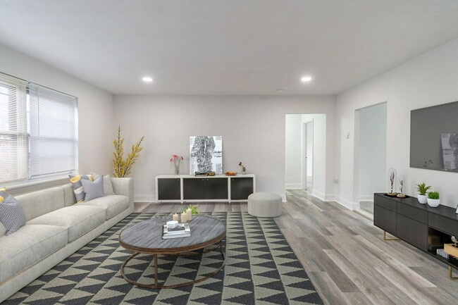 Photo - Tall Trees Village Apartments
