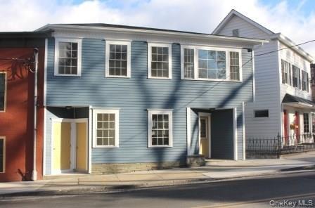 Building Photo - 209 S Division St Unit C