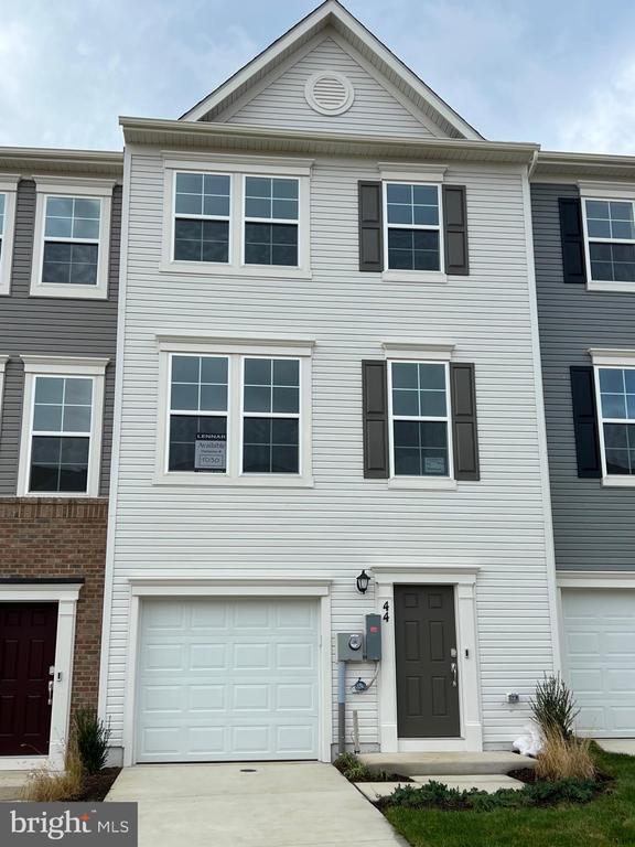 Photo - 44 Stembogan Ct Townhome