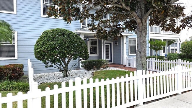 Photo - 381 1st Ave SW