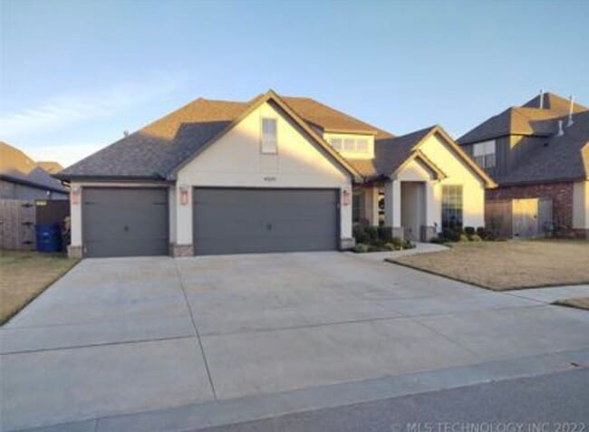 Photo - 4509 S 177th E Pl