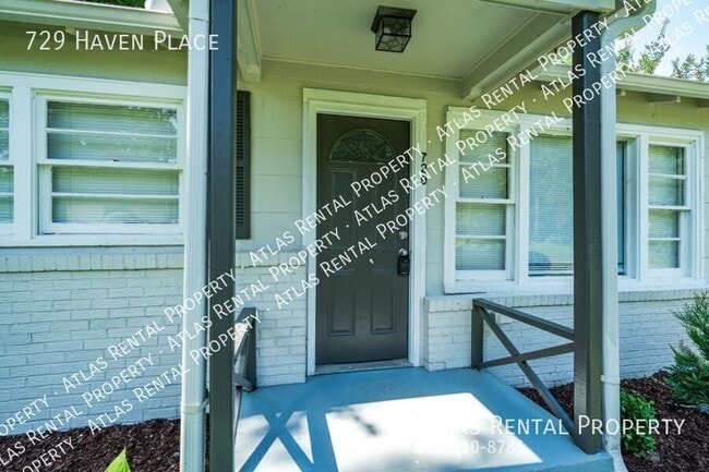 Photo - 729 Haven Pl