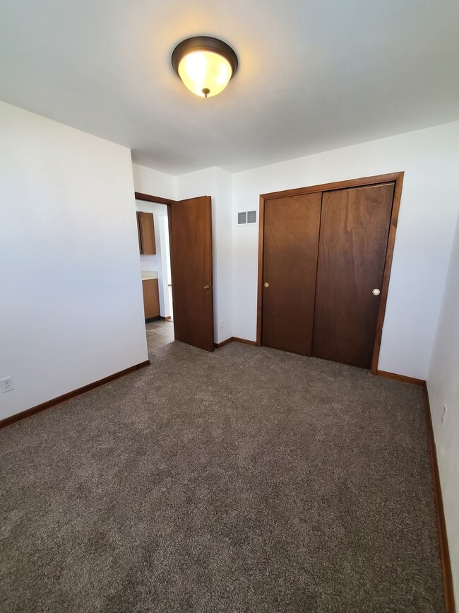 Photo - 5507 42nd Ave