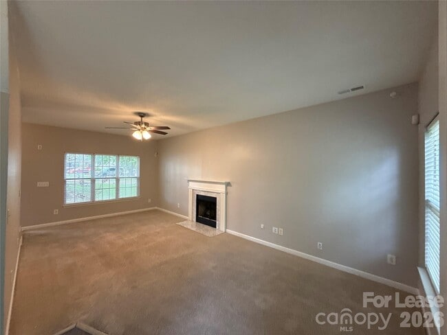 Photo - 432 McGinn Grove Dr