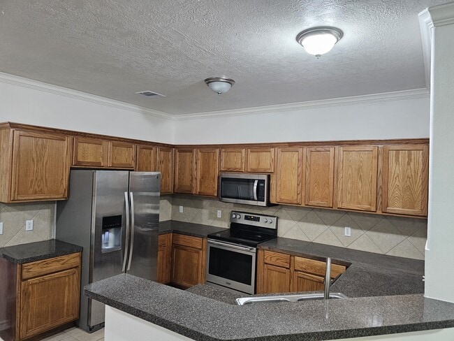 Photo - 4611 Briscoe St