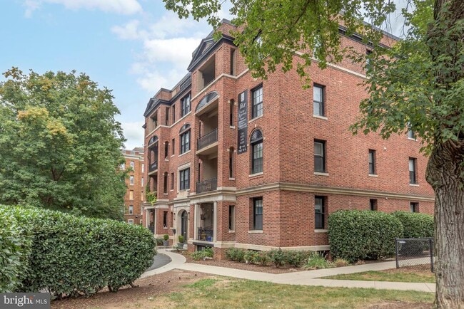 Building Photo - 3625 16TH St NW Unit 307 Rental