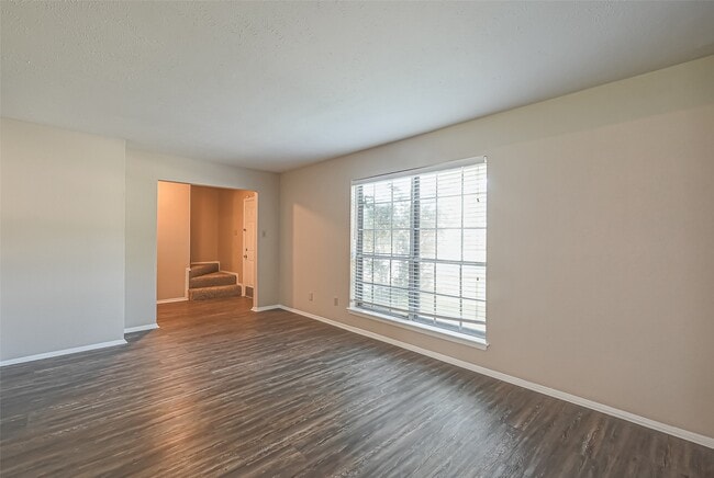 Photo - 2711 Quarry Hill Rd