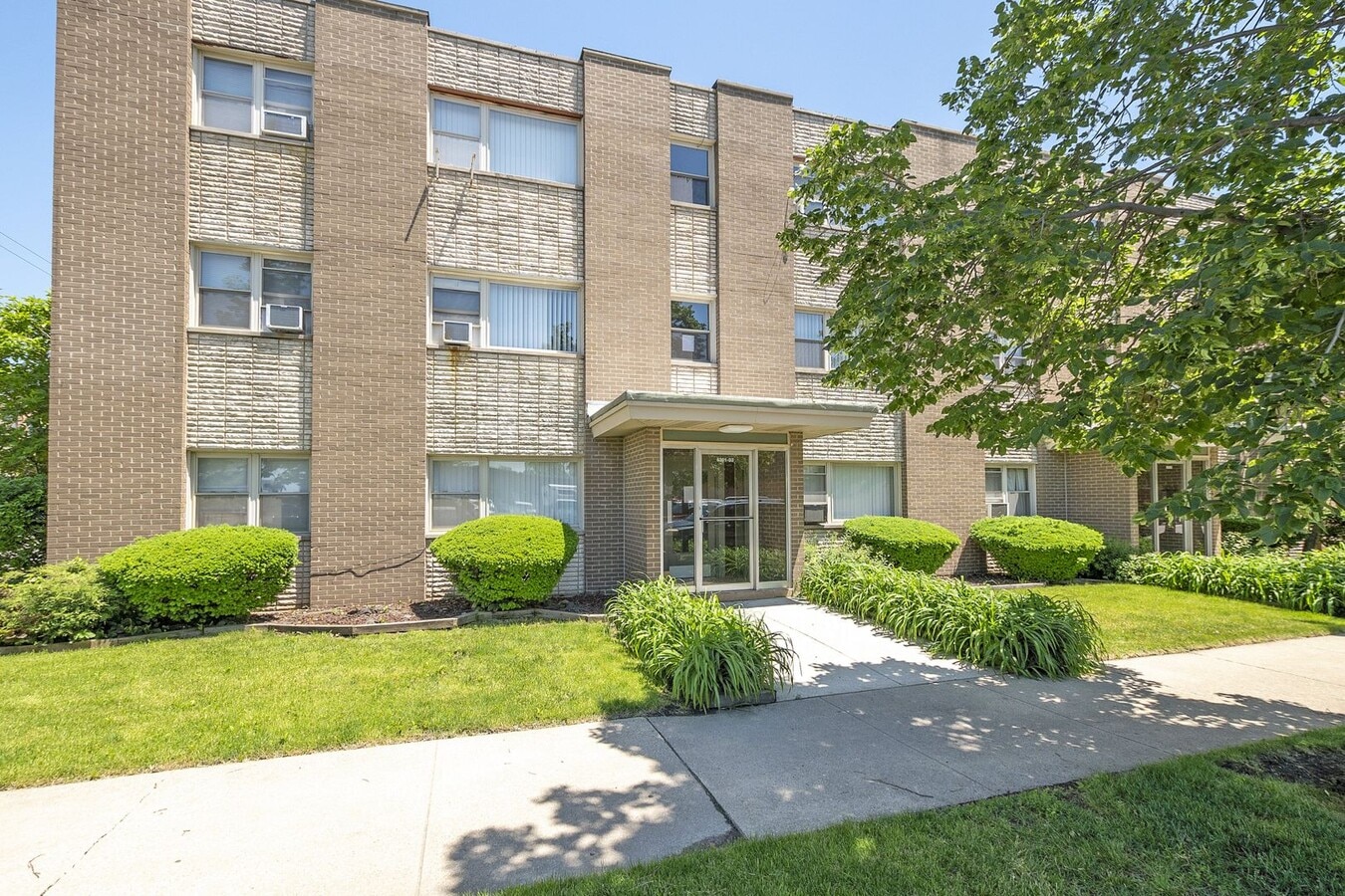 Photo - 6301-6305 S Kilpatrick MOBILITY ZONE