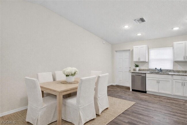 Photo - 6056 Pecan Cir