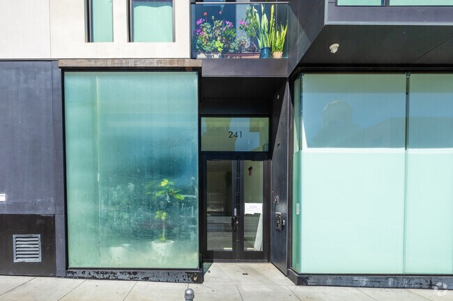 Entrance - LA Maison