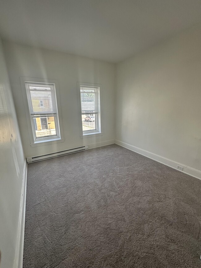 Photo - 368 E Philadelphia St