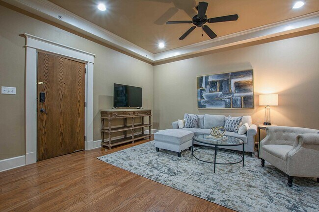 Photo - 612 Center St Unidad 2