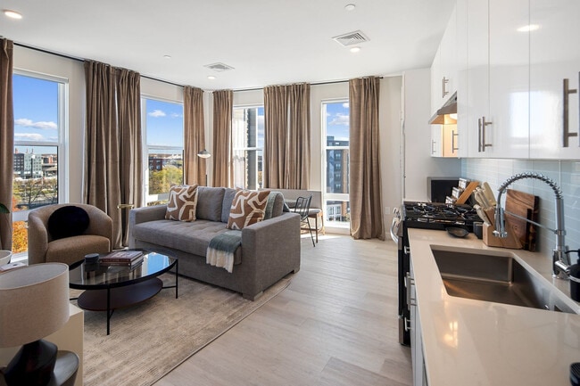 Building Photo - 188 Lafayette St