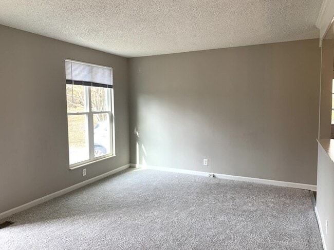 Photo - 3316 Towneship Rd