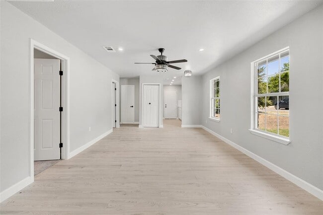 Photo - 7000 Carwill Dr